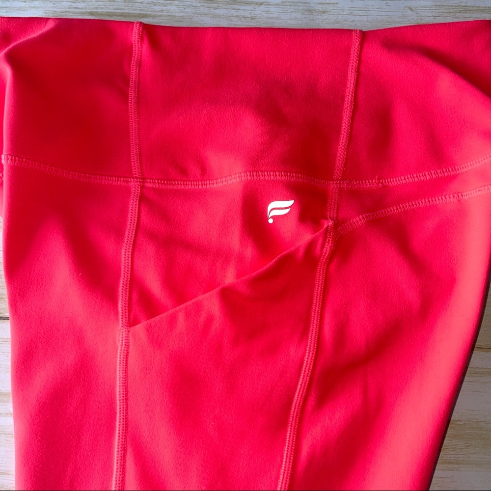 Fabletics High Waisted Legging with Pockets Neon Pink - Small - Picture 5 of 5